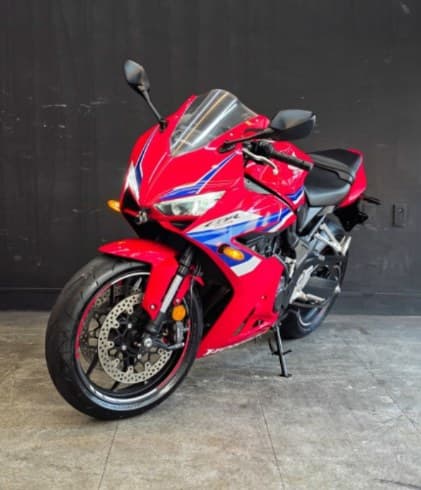 Honda CBR650R E-Clutch
