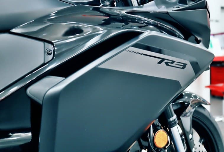 Yamaha YZF-R3 (ABS)